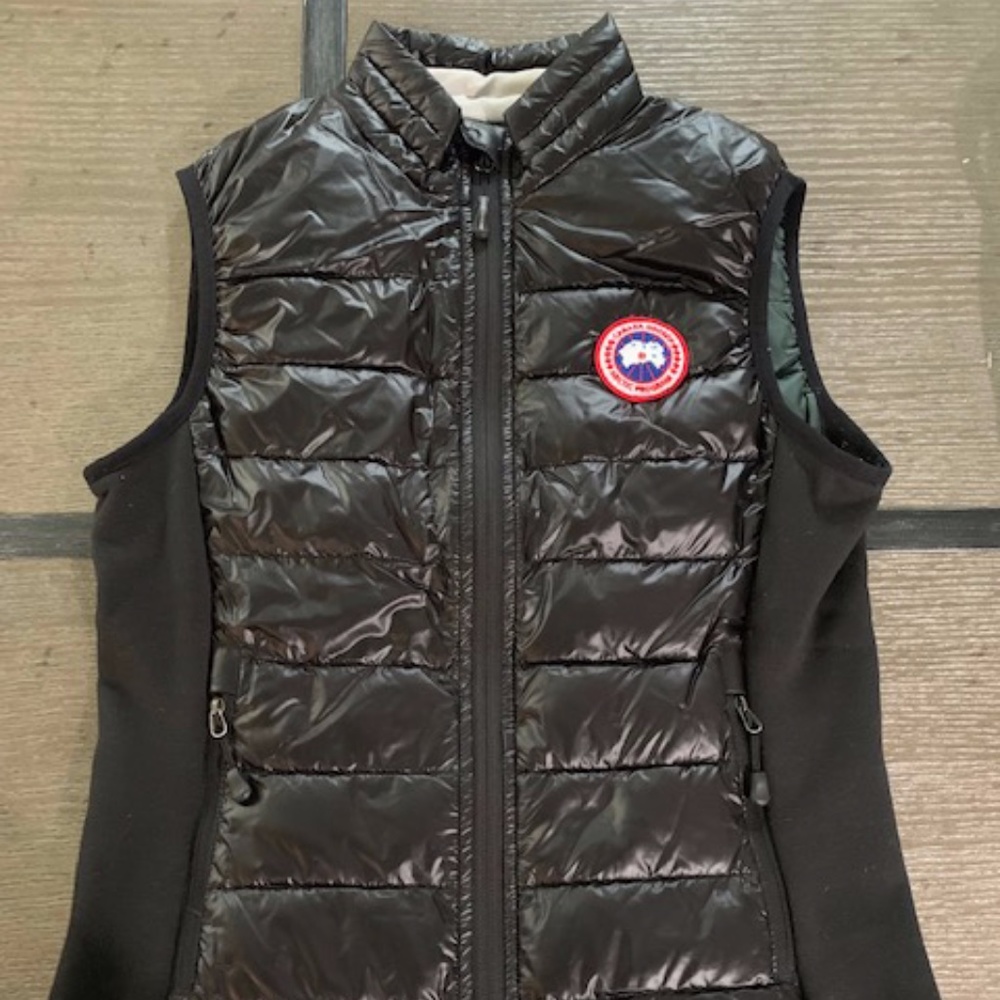 Canada Goose Women Black Vest XS